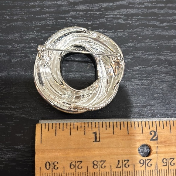 Monet Elegant Silver Brooch - Picture 2 of 3